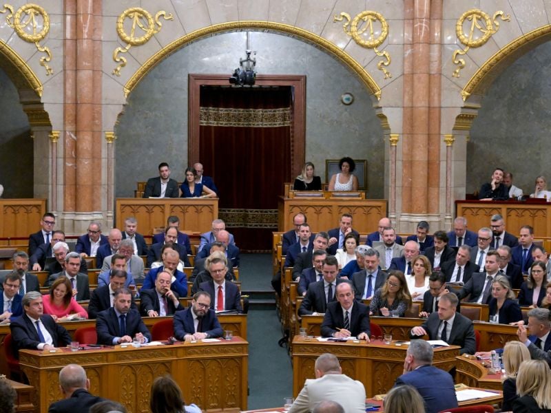 parlament, szavazás, Nemzeti Vagyonvisszaszerzési és Vagyonvédelmi Hivatal (NVVH), MTI/Szigetváry Zsolt
